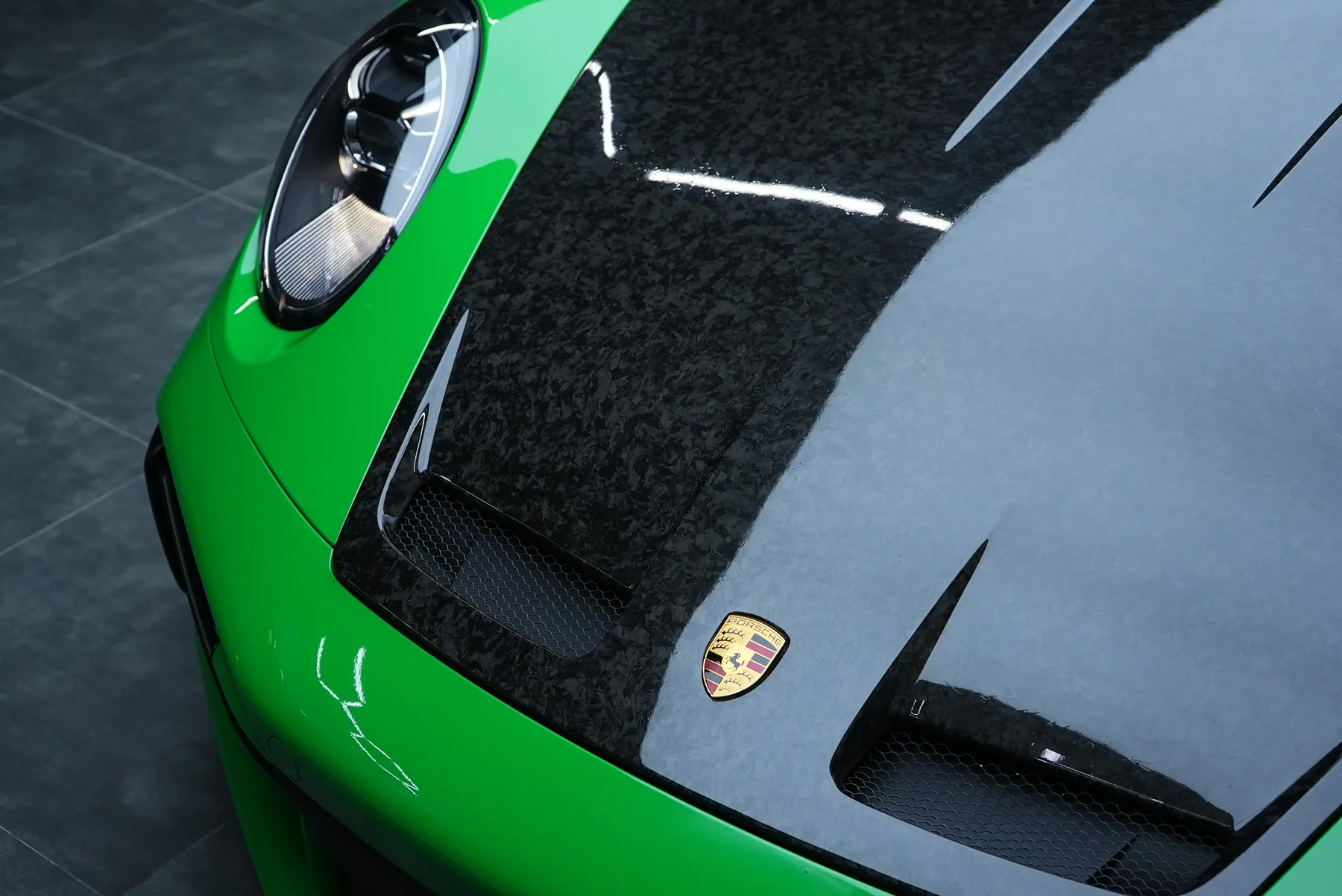 Porsche 911 Turbo S 2023 (Green)